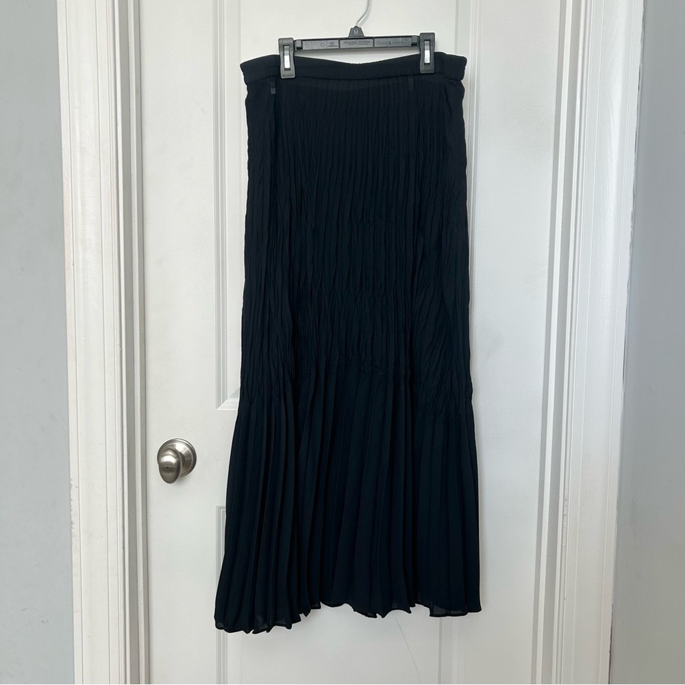 Chaps | women’s size large black Pleated Maxi Skirt classic preppy chic vintage